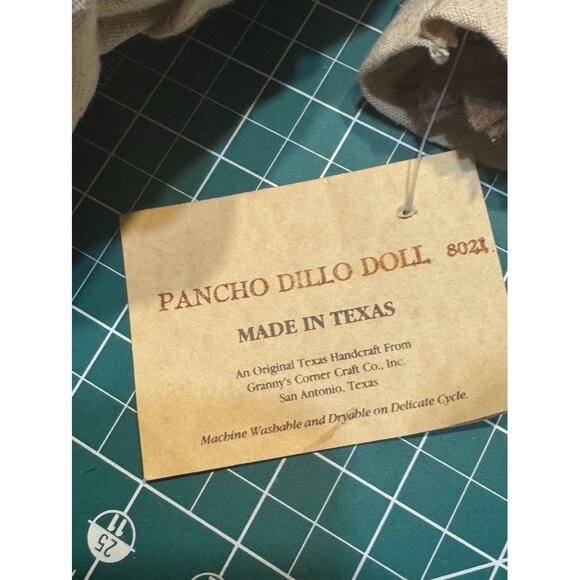 Pancho Dillo Armadillo Doll Handmade In Texas Original Grannys Corner Craft Co. - Picture 4 of 9